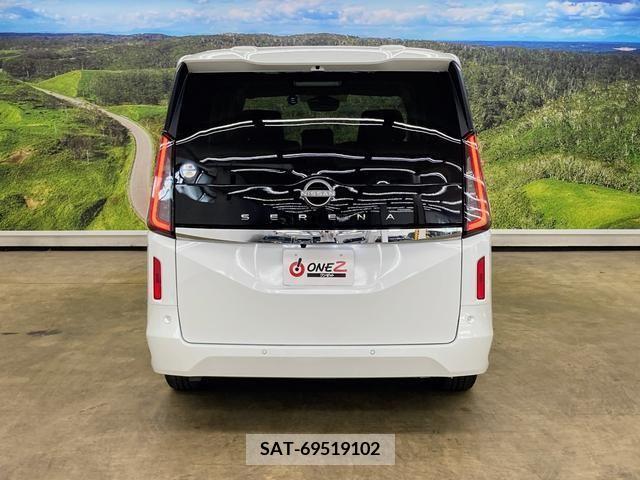 Nissan SERENA 2023-01 367715-14