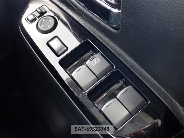 Nissan ROOX 2022-09 354487-18