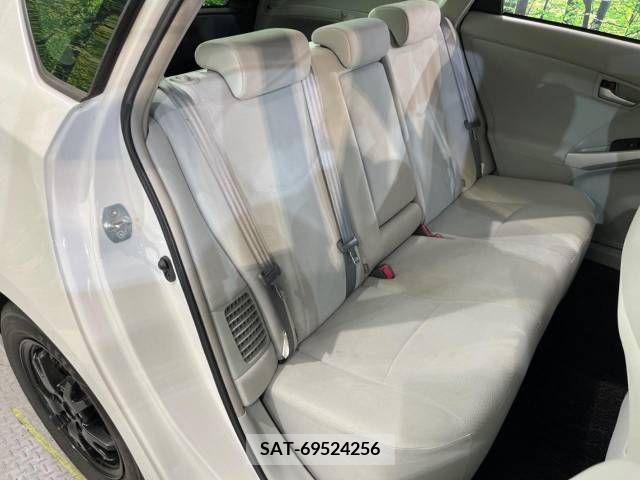 Toyota PRIUS 2012-04 386969-9