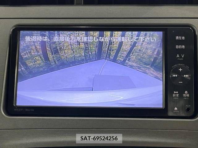 Toyota PRIUS 2012-04 386969-3