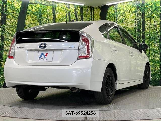 Toyota PRIUS 2012-04 386969-17