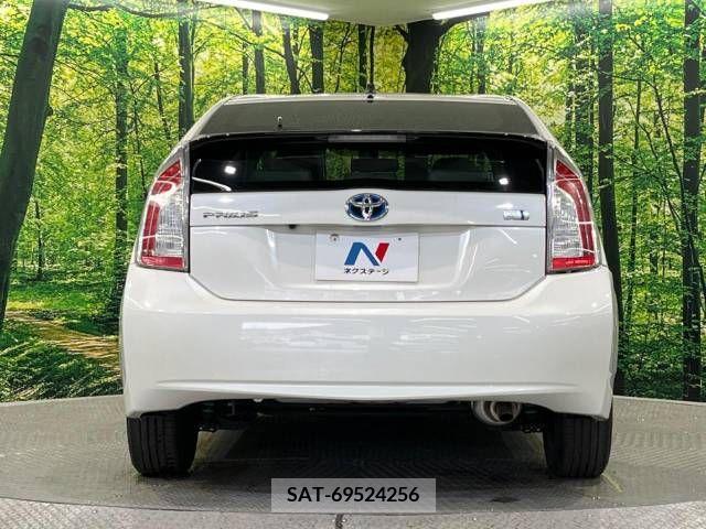 Toyota PRIUS 2012-04 386969-15