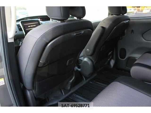 Nissan SERENA 2019-09 217104-16