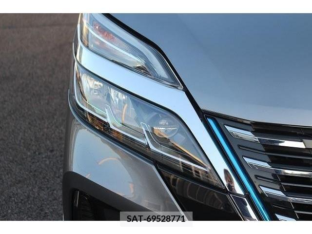 Nissan SERENA 2019-09 217104-10