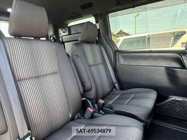 Toyota VOXY 2020-07 288890-17
