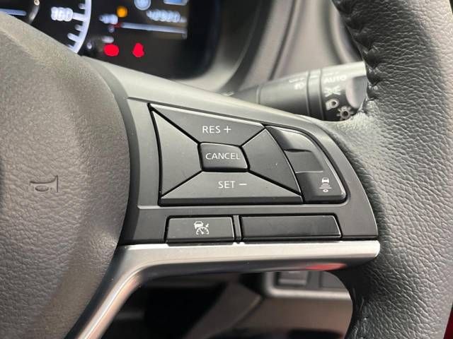 Nissan NOTE 2017-11 195725-5