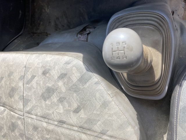 Mazda TITAN 2001-03 8669-23