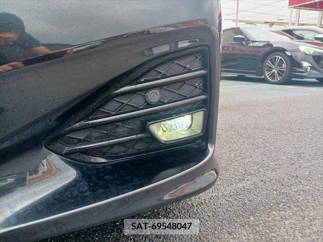 Toyota CROWN SEDAN 2015-10 376932-28