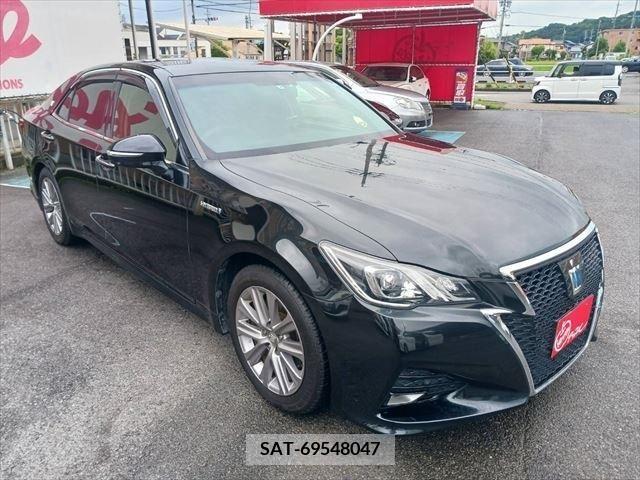 Toyota CROWN SEDAN 2015-10 376932-11