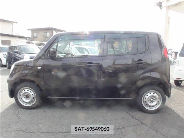 Nissan MOCO 2013-08 354791-4