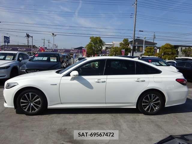 Toyota CROWN 2018-11 221193-9