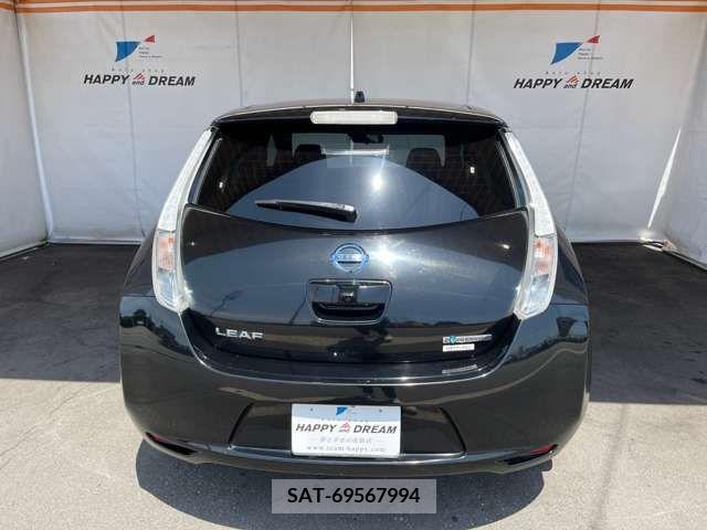 Nissan LEAF 2016-02 274725-9