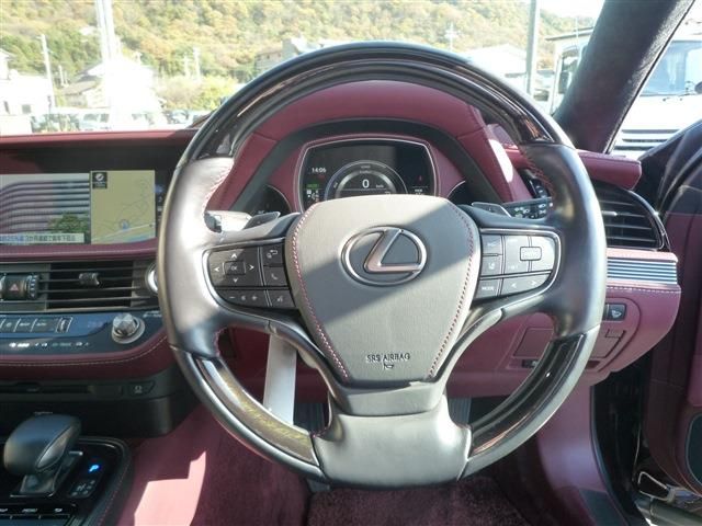 Lexus LS 2018-04 3274-9