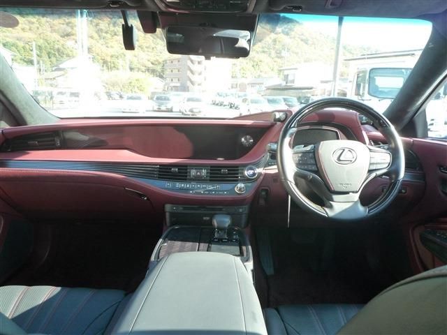 Lexus LS 2018-04 3274-8