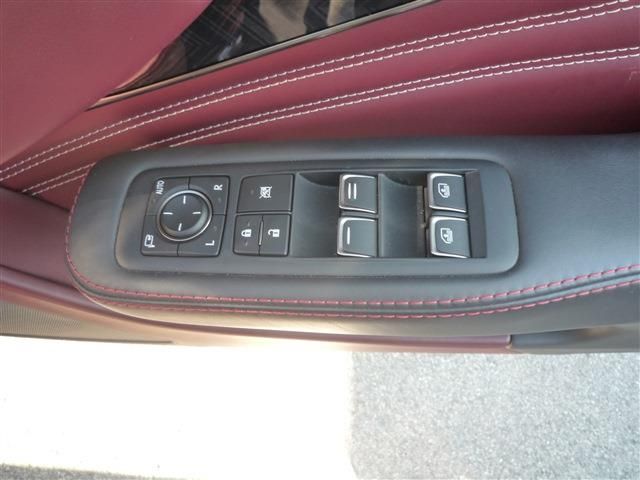 Lexus LS 2018-04 3274-20