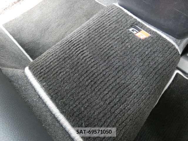Toyota MARK X 2020-01 337565-28
