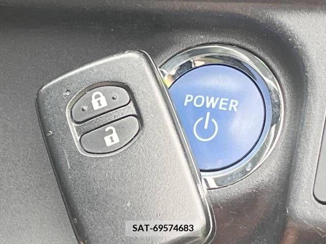 Toyota AQUA 2015-07 377585-4