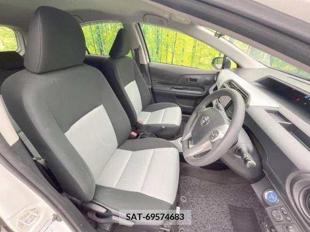 Toyota AQUA 2015-07 377585-8