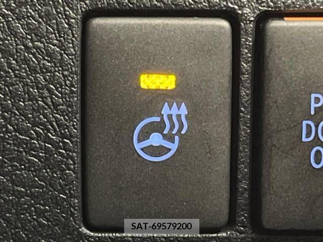 Toyota ALPHARD 2022-09 279792-7