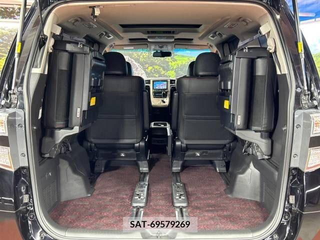 Toyota VELLFIRE 2013-08 287973-11