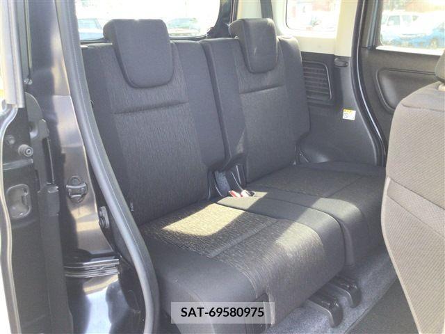 Suzuki SPACIA 2018-03 285875-11
