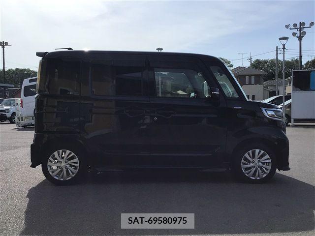 Suzuki SPACIA 2018-03 285875-7