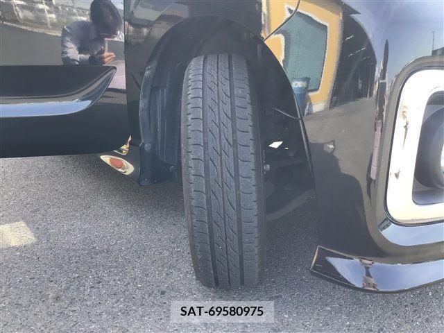 Suzuki SPACIA 2018-03 285875-24