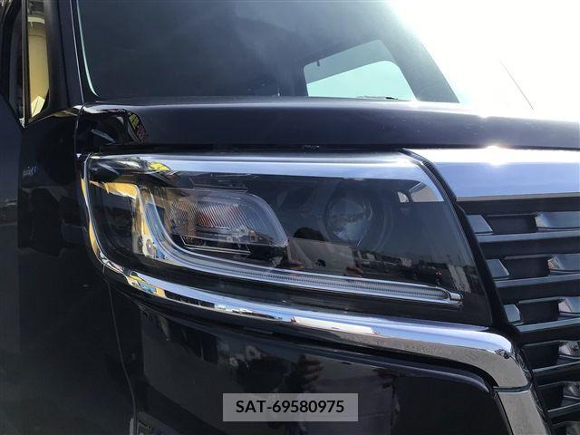 Suzuki SPACIA 2018-03 285875-25