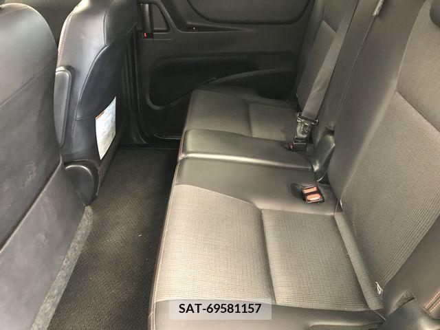 Toyota SIENTA 2017-12 381767-18