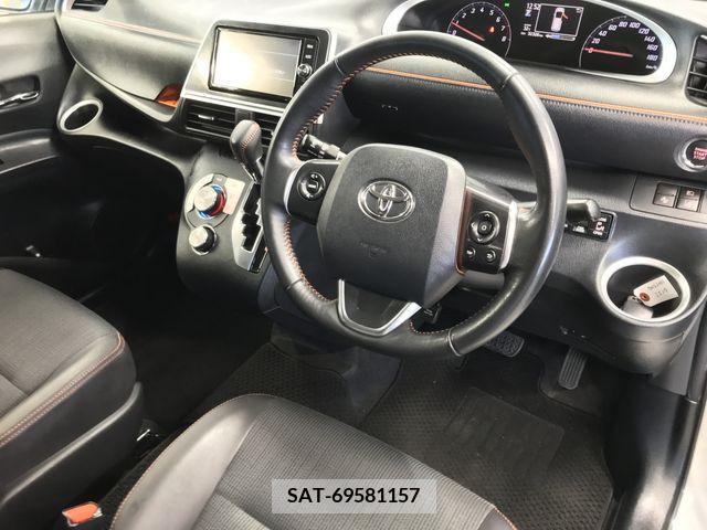 Toyota SIENTA 2017-12 381767-12