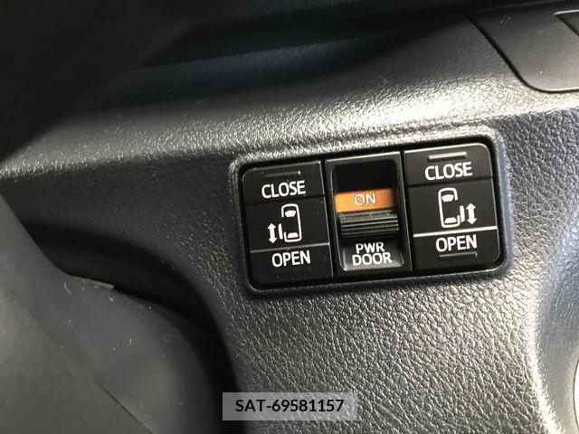 Toyota SIENTA 2017-12 381767-25