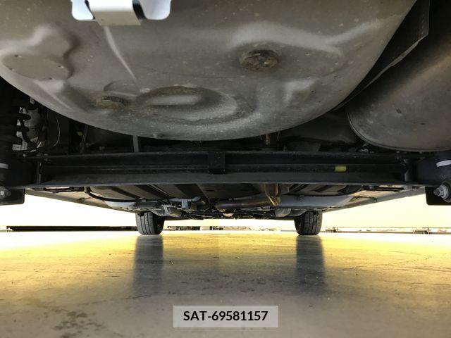 Toyota SIENTA 2017-12 381767-28