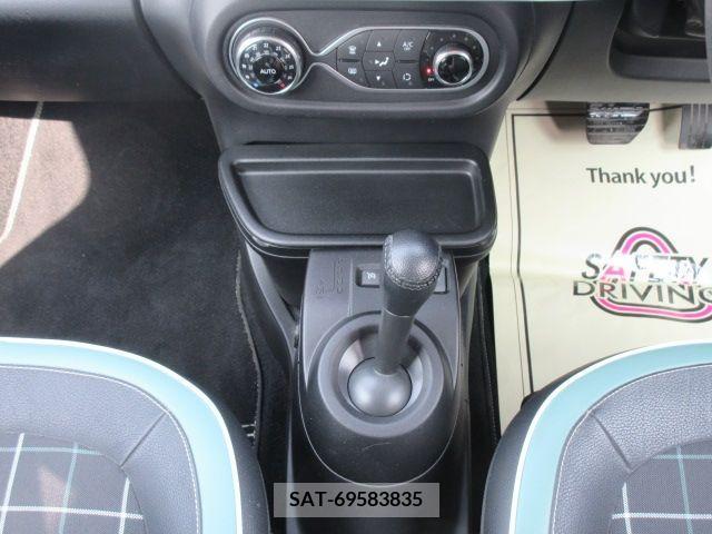Renault TWINGO 2018-03 218396-20