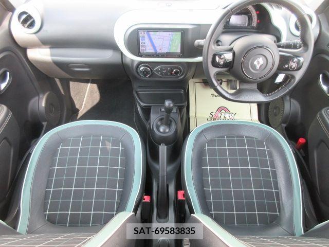 Renault TWINGO 2018-03 218396-1