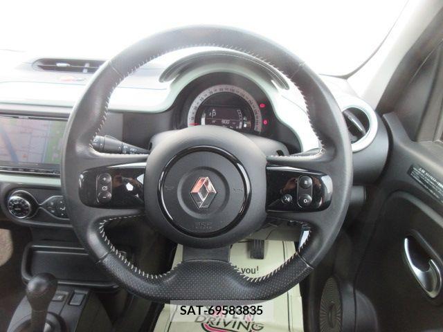 Renault TWINGO 2018-03 218396-10