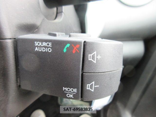 Renault TWINGO 2018-03 218396-13