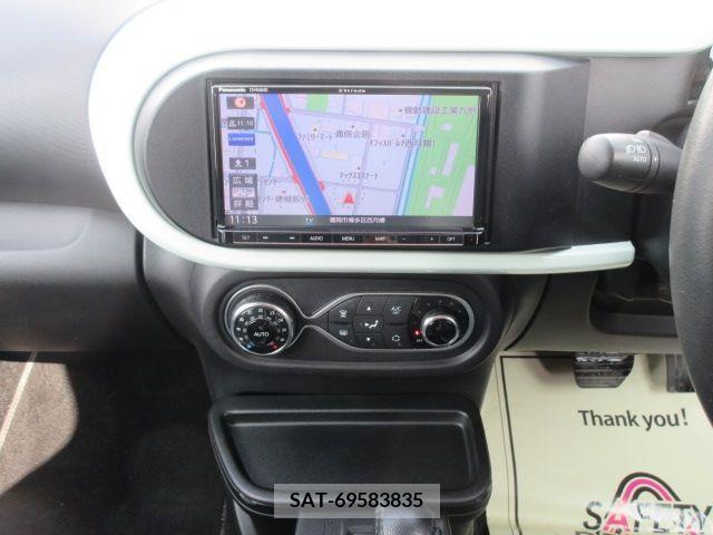 Renault TWINGO 2018-03 218396-16