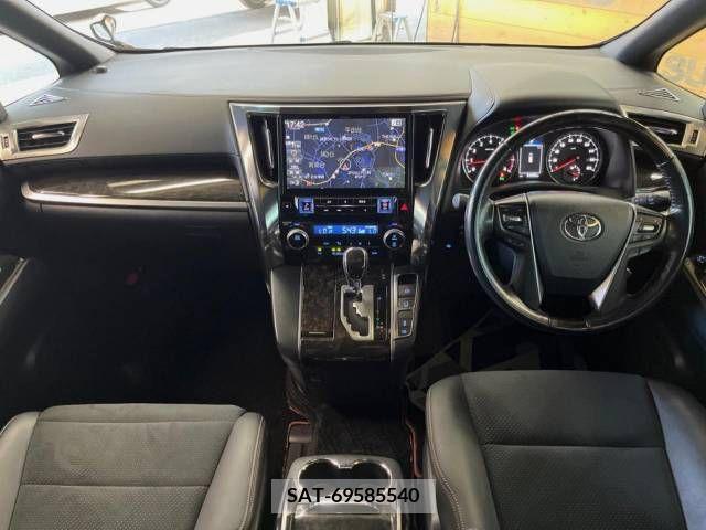Toyota ALPHARD 2016-10 355353-1