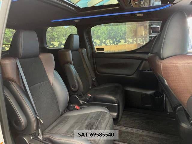 Toyota ALPHARD 2016-10 355353-10