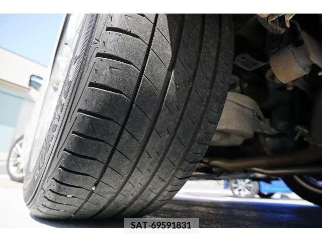 Nissan SKYLINE 2010-02 203733-19