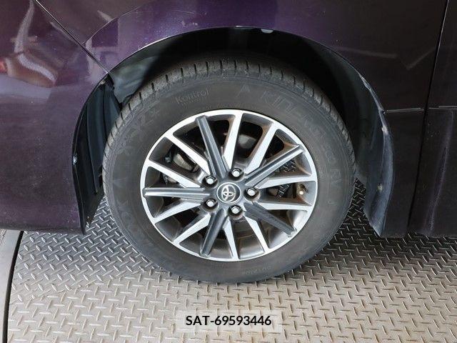 Toyota VOXY 2014-10 245936-27