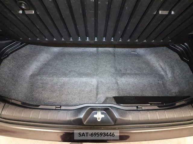Toyota VOXY 2014-10 245936-9