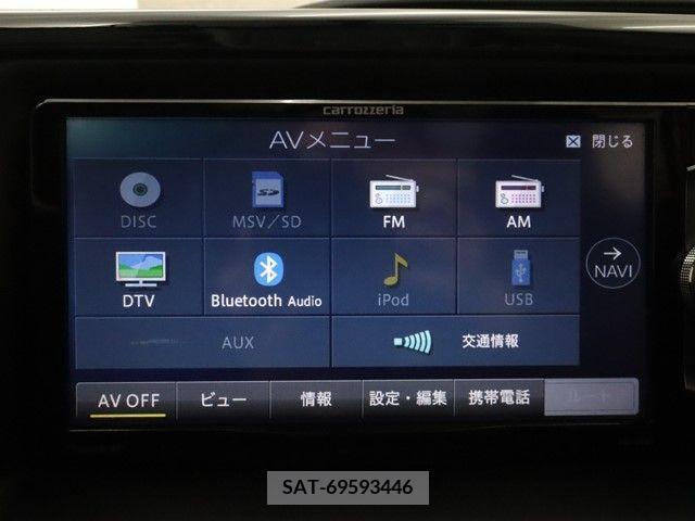 Toyota VOXY 2014-10 245936-16