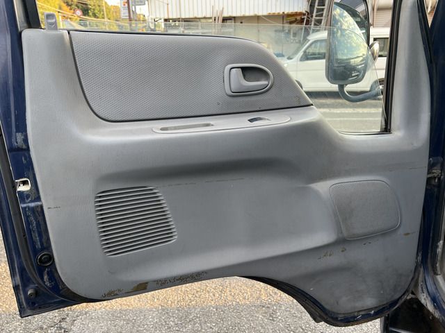 Mazda TITAN 2003-02 187929-17