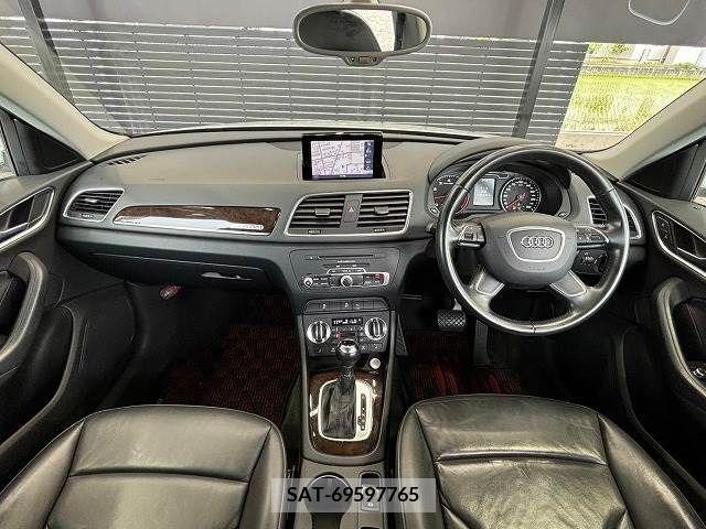Audi Q3 2014-09 317810-1