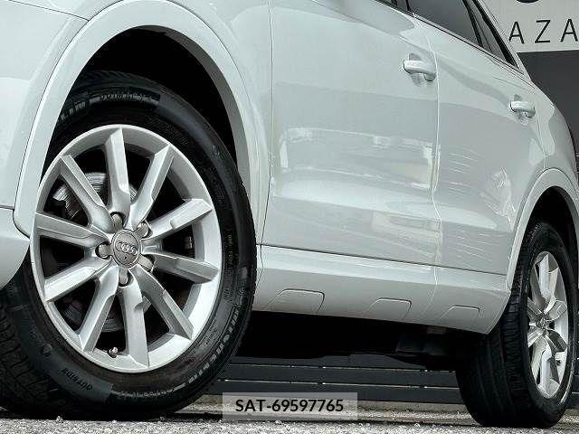 Audi Q3 2014-09 317810-18