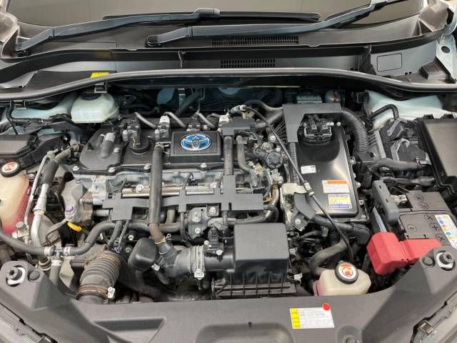 Toyota C-HR 2017-04 183374-18