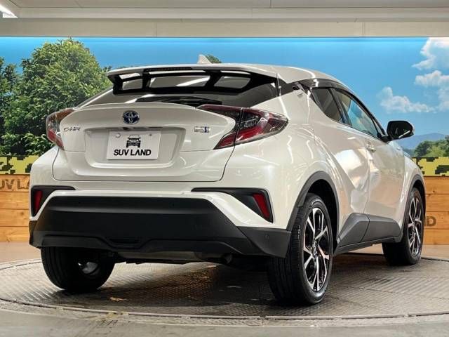 Toyota C-HR 2017-04 183374-17