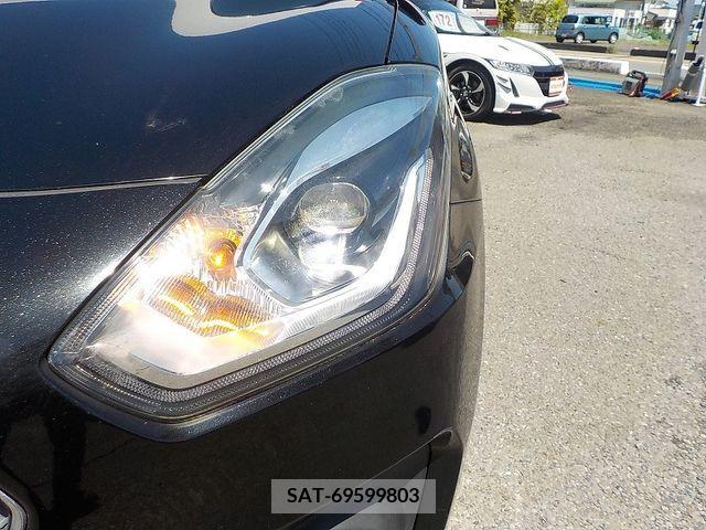 Suzuki SWIFT 2017-06 374429-27