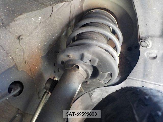 Suzuki SWIFT 2017-06 374429-25